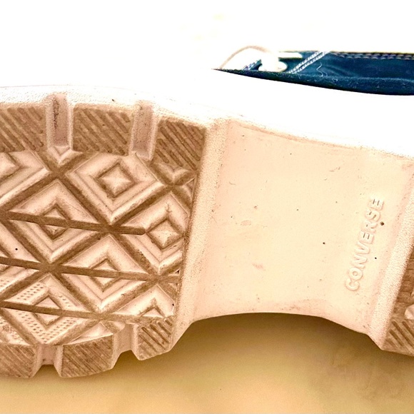 Converse Chuck Taylor All Star Lift Platform Canvas High Top sneakers women’s - Picture 6 of 6